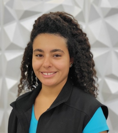 Sonia-Zaki-Osteopathic-Manual-Practitioner-expert-physio-plus-gloucester-on
